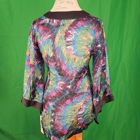 NWT Dana Buchman Womens Multi Color Embellished V‎ Neck Blouse XS - Picture 2 of 6